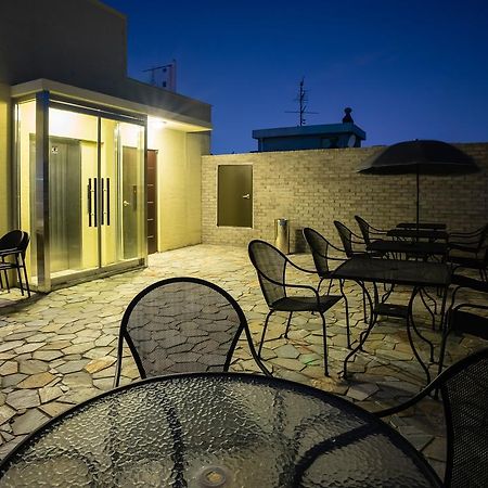 Park Avenue Hostel Сеул Екстериор снимка