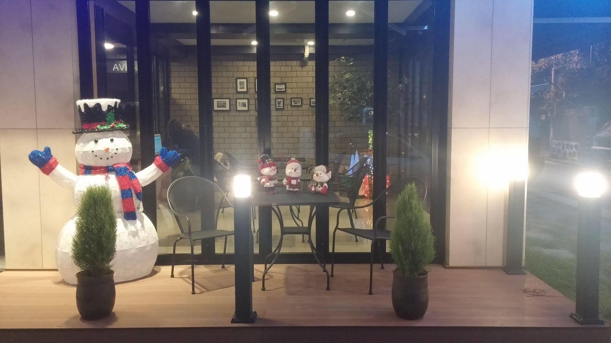 Park Avenue Hostel Сеул Екстериор снимка