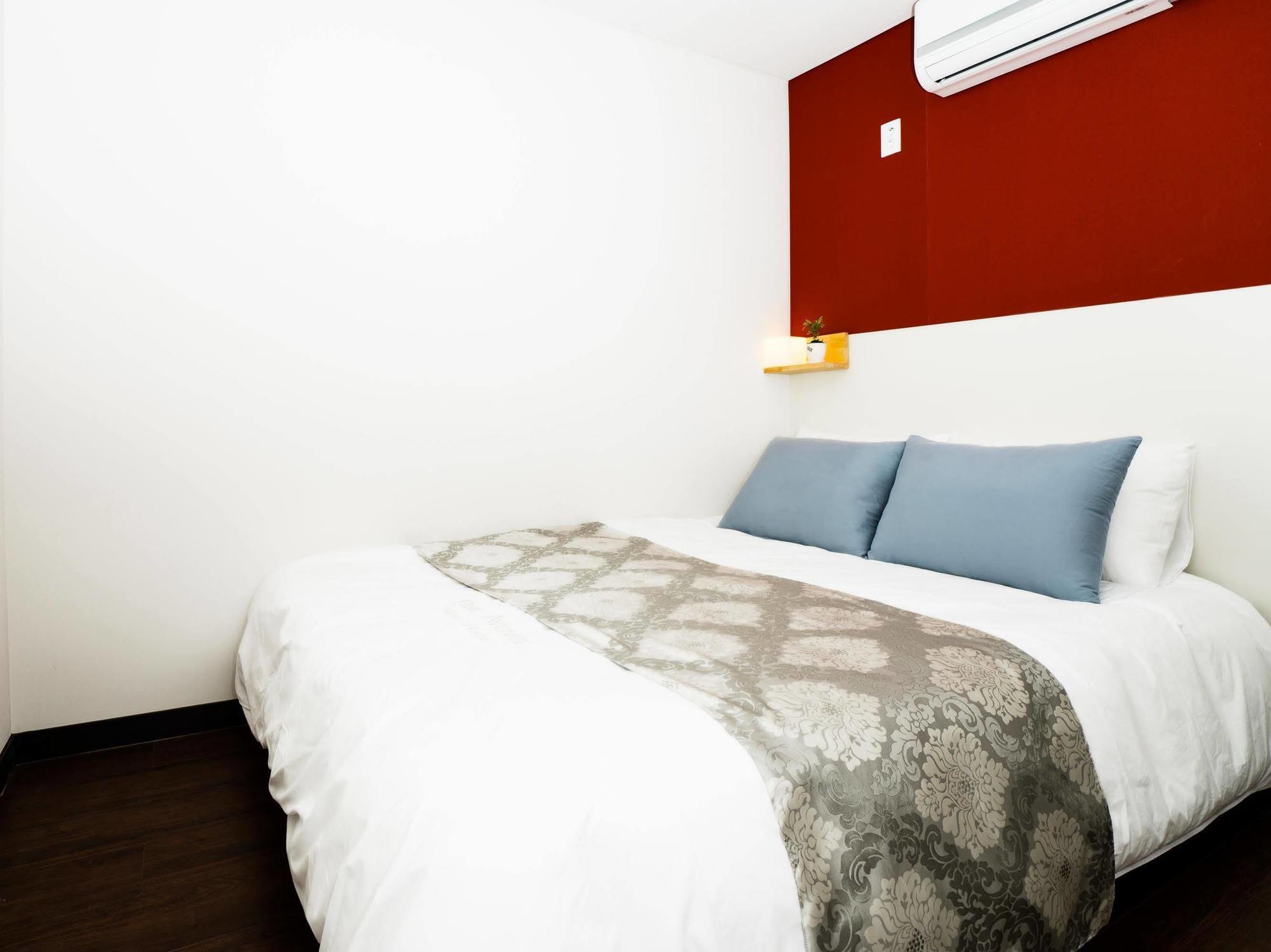 Park Avenue Hostel Сеул Екстериор снимка